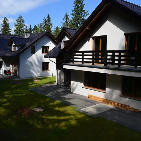 Aston -domek Przy Lesie, Przestronny, Apartment *