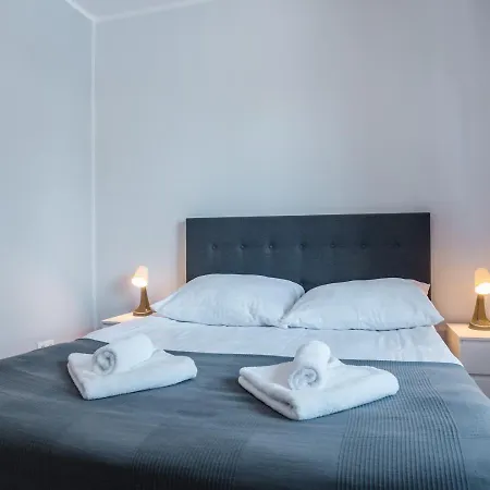 Aston -domek Przy Lesie, Przestronny, Apartment *