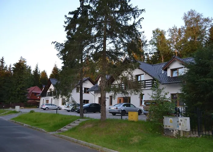 Aston -domek Przy Lesie, Przestronny, Apartment *